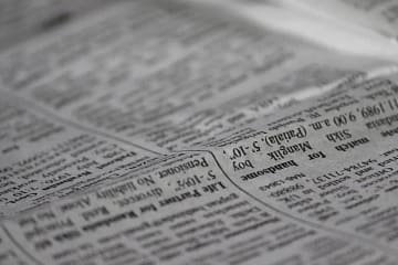 A importância do press release não reside no seu formato, mas na sua função. Continua a ser um dos instrumentos mais eficazes para estruturar a comunicação com os media, desde que seja tratado como ferramenta editorial e não como veículo promocional.